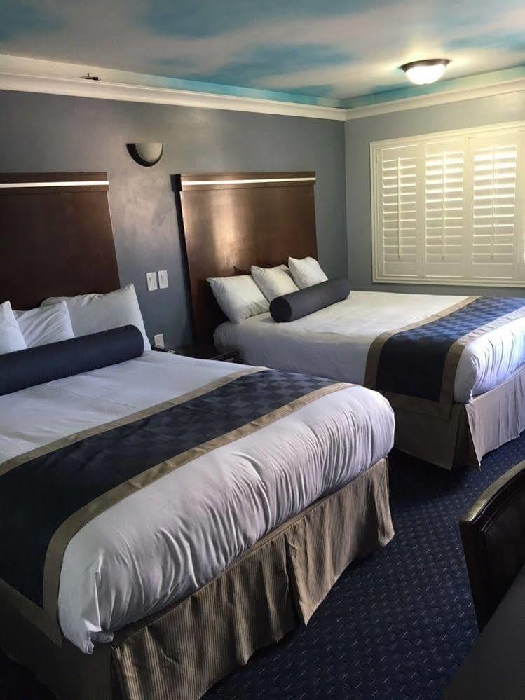 Hollywood Palms Inns & Suites Los Angeles Eksteriør billede