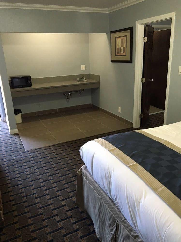 Hollywood Palms Inns & Suites Los Angeles Eksteriør billede